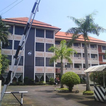 Jepara Indah Hotel Luaran gambar