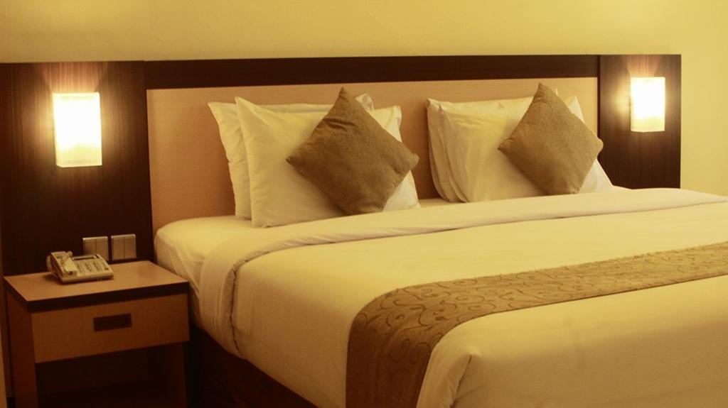 Jepara Indah Hotel Luaran gambar